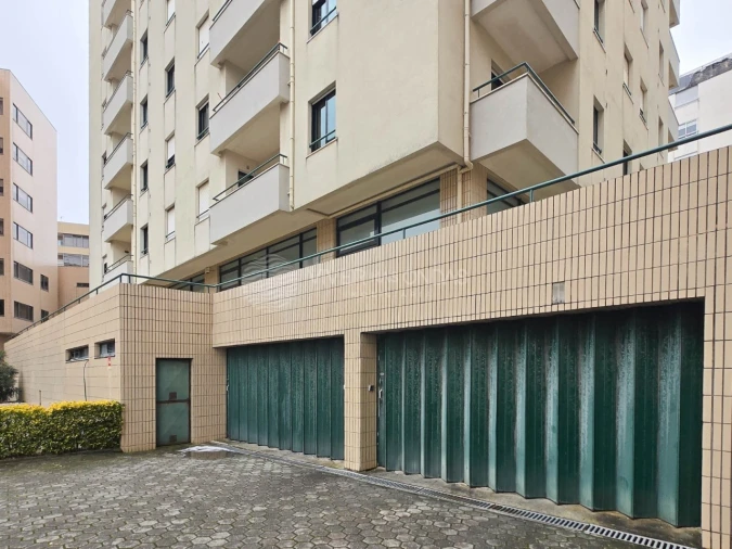 Apartamento T1 para Arrendamento em Mafamude e Vilar do Paraíso Foto 23