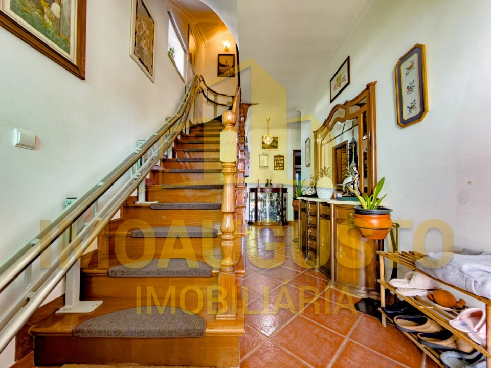 Moradia T4 para Venda em Guarda Foto 10