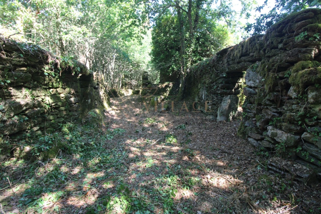 Moradia T3 para Venda em Covas Foto 9