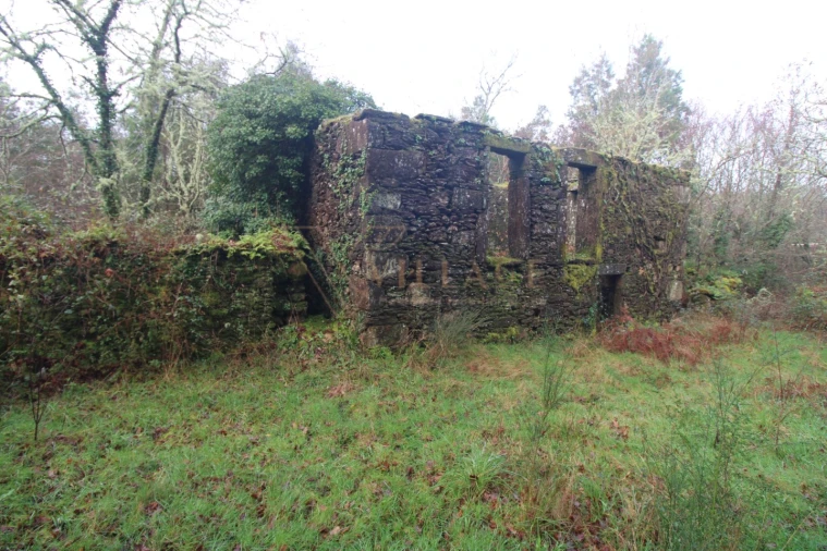 Moradia T1 para Venda em Covas Foto 1