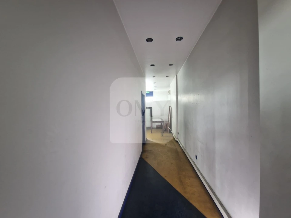 Loja para Venda em Nossa Senhora da Conceição, São Pedro e São Dinis Foto 11