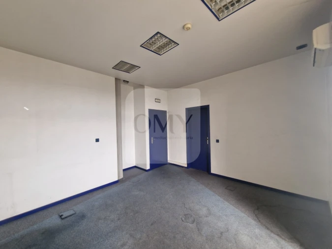 Loja para Venda em Nossa Senhora da Conceição, São Pedro e São Dinis Foto 8