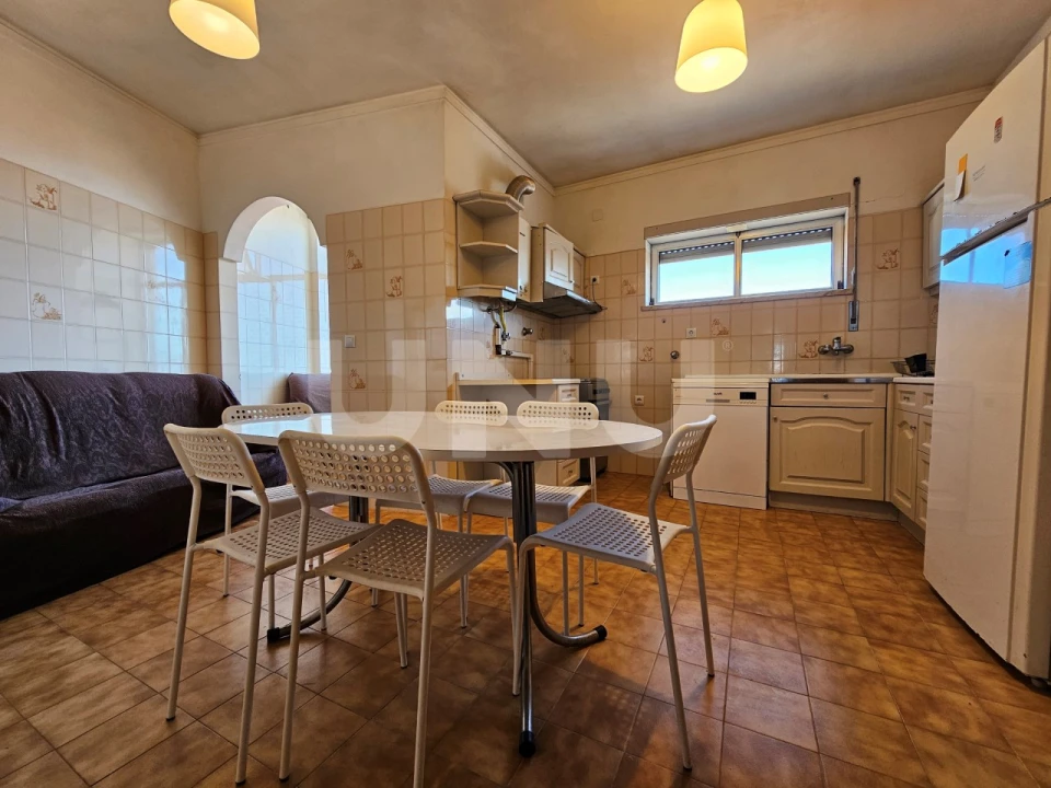 Apartamento T6 para Venda em Castelo Branco Foto 1