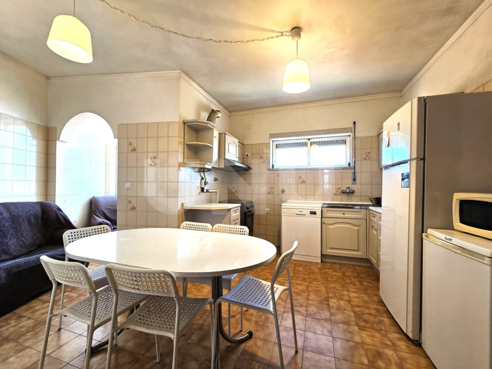 Apartamento T6 para Venda em Castelo Branco Foto 2
