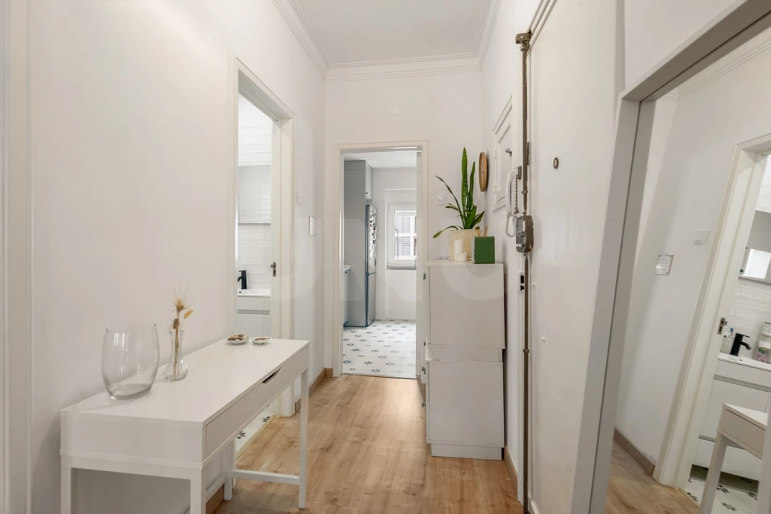 Apartamento T1 para Venda em São Vicente Foto 2