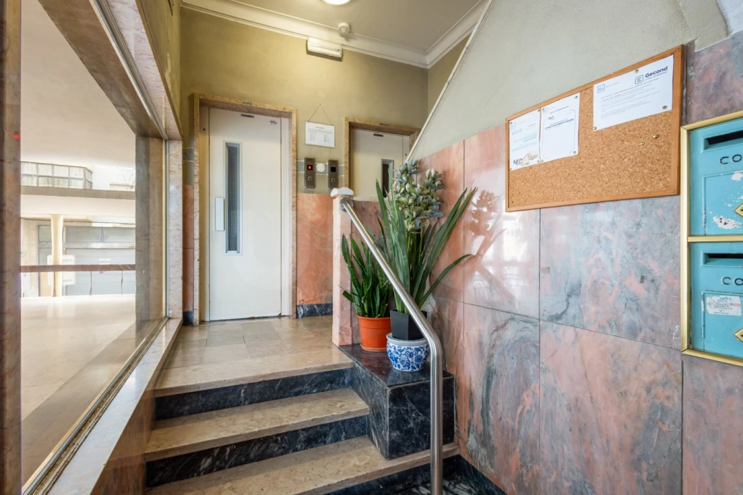 Apartamento T1 para Venda em São Vicente Foto 20