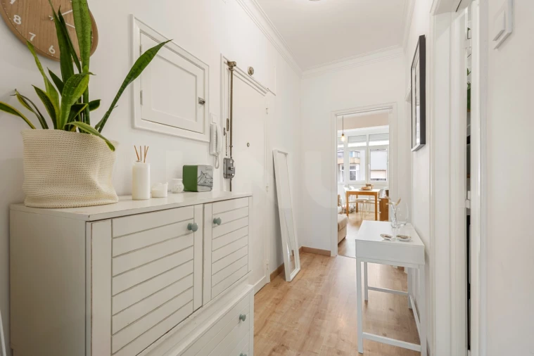 Apartamento T1 para Venda em São Vicente Foto 3