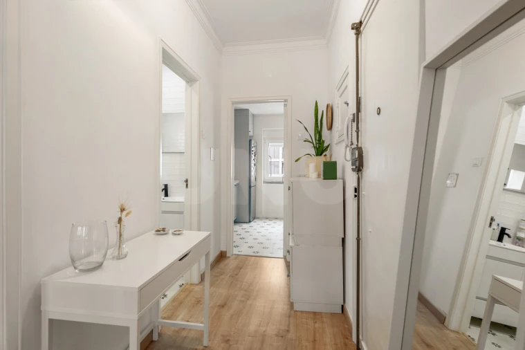 Apartamento T1 para Venda em São Vicente Foto 2