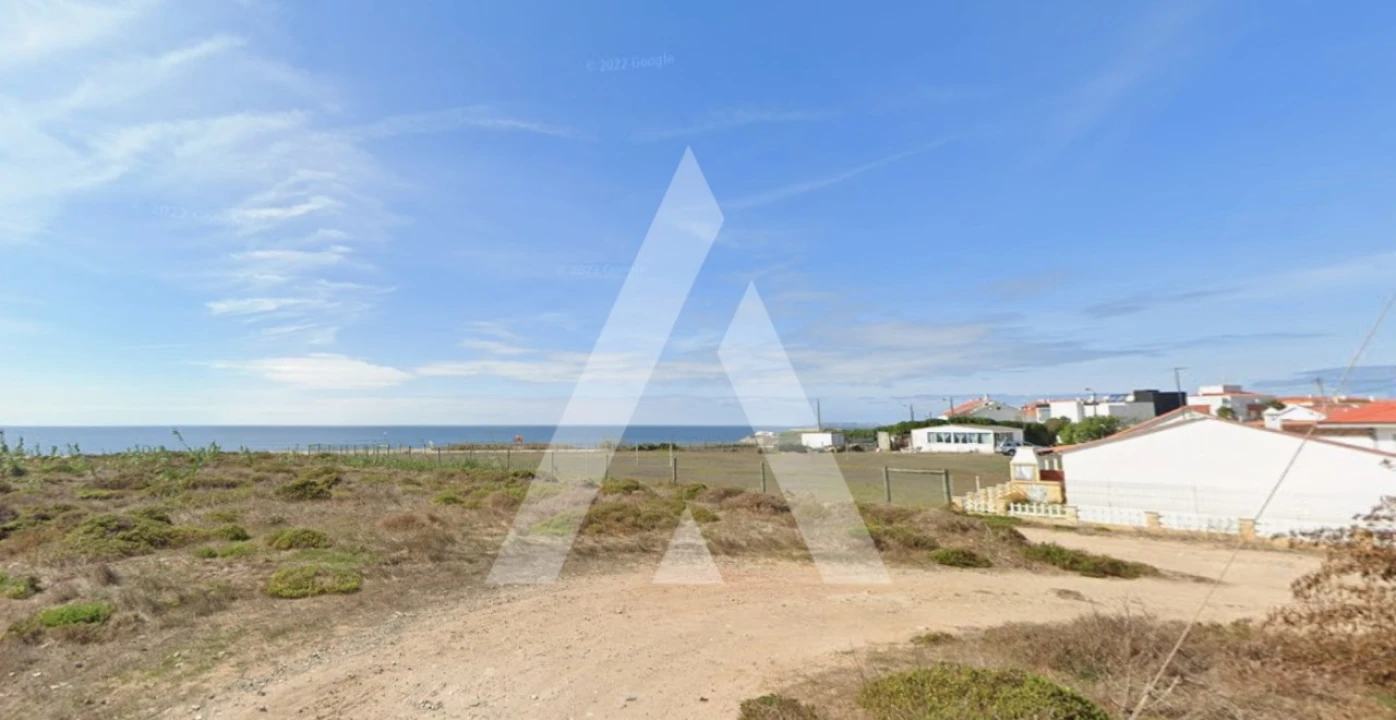 Moradia T6 para Venda em Atouguia da Baleia Foto 28