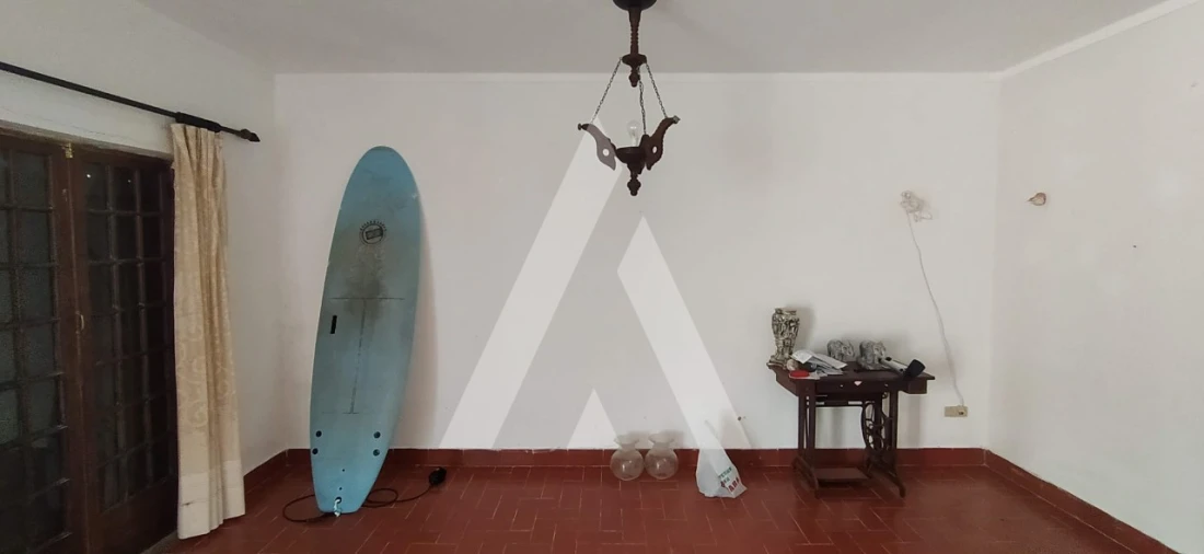 Moradia T6 para Venda em Atouguia da Baleia Foto 4