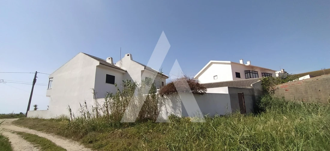 Moradia T6 para Venda em Atouguia da Baleia Foto 27