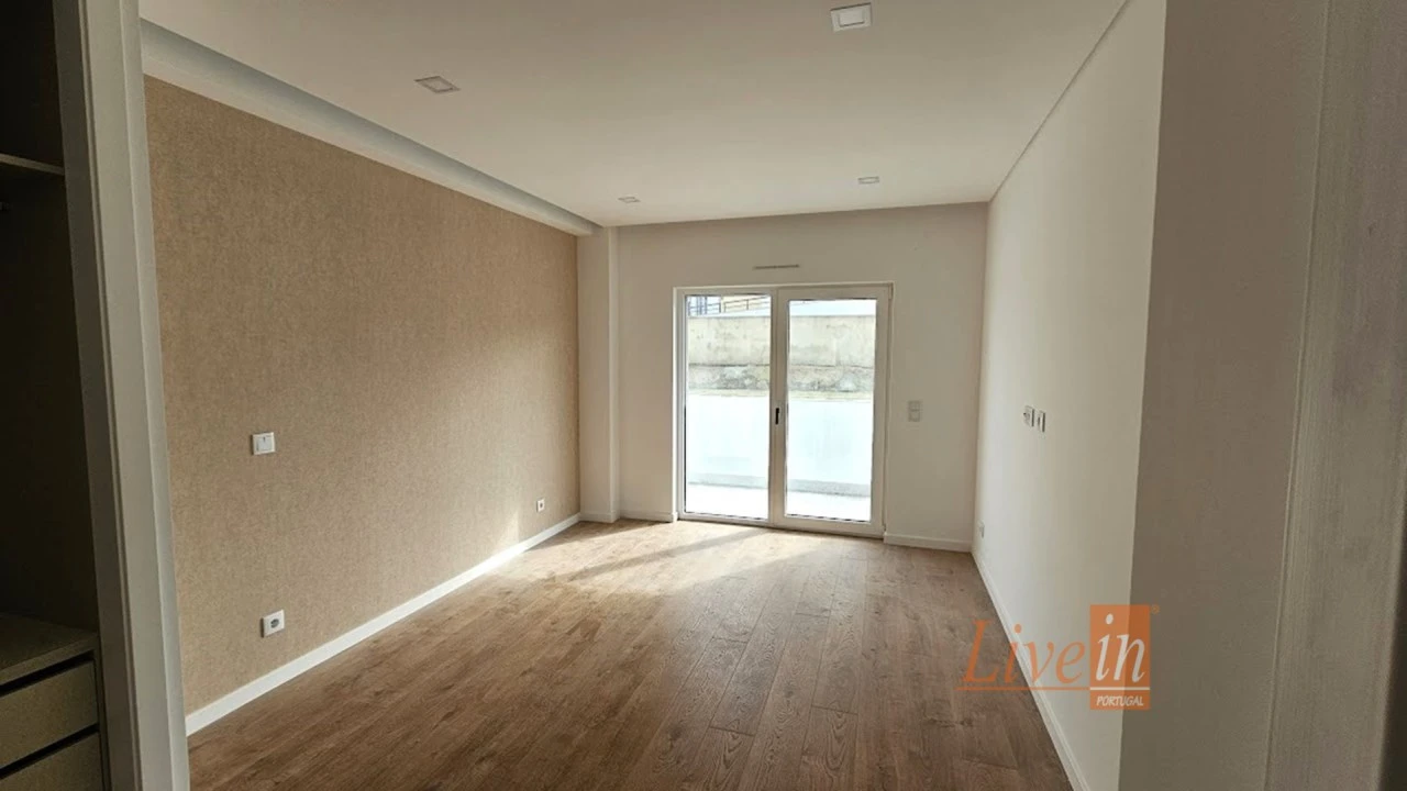 Apartamento T2 para Venda em Ericeira Foto 9