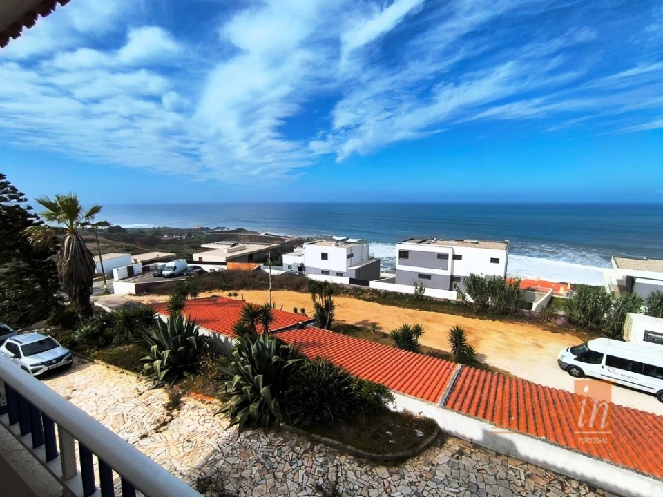 Moradia T8 para Venda em Santo Isidoro Foto 1