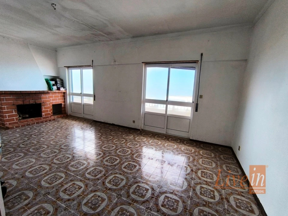 Moradia T8 para Venda em Santo Isidoro Foto 7