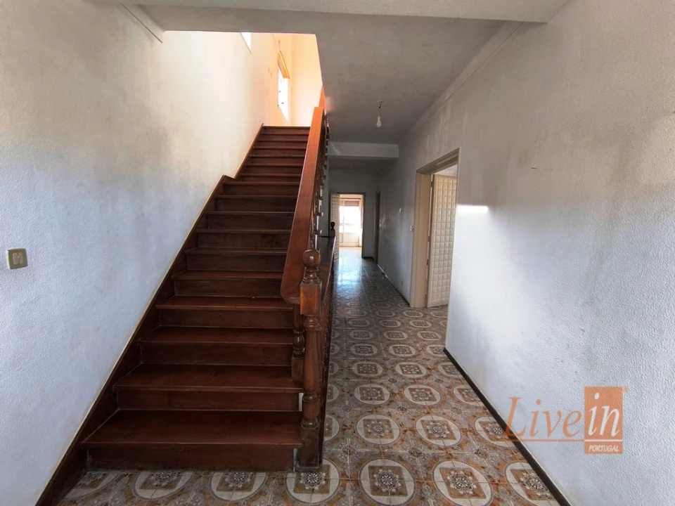 Moradia T8 para Venda em Santo Isidoro Foto 18