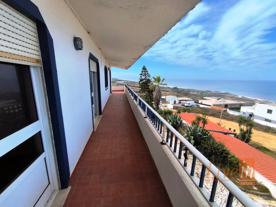 Moradia T8 para Venda em Santo Isidoro Foto 34