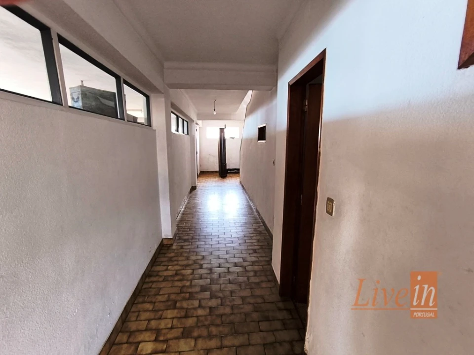 Moradia T8 para Venda em Santo Isidoro Foto 41