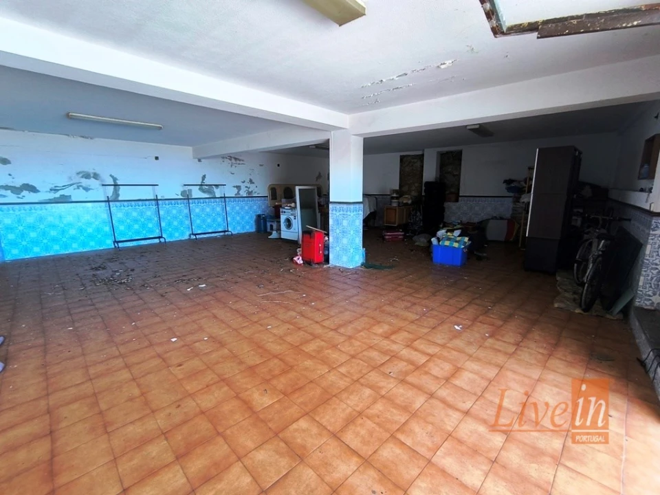 Moradia T8 para Venda em Santo Isidoro Foto 46