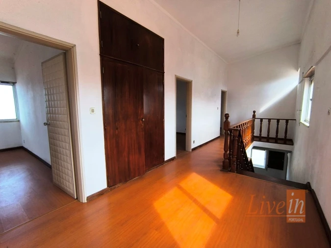 Moradia T8 para Venda em Santo Isidoro Foto 21