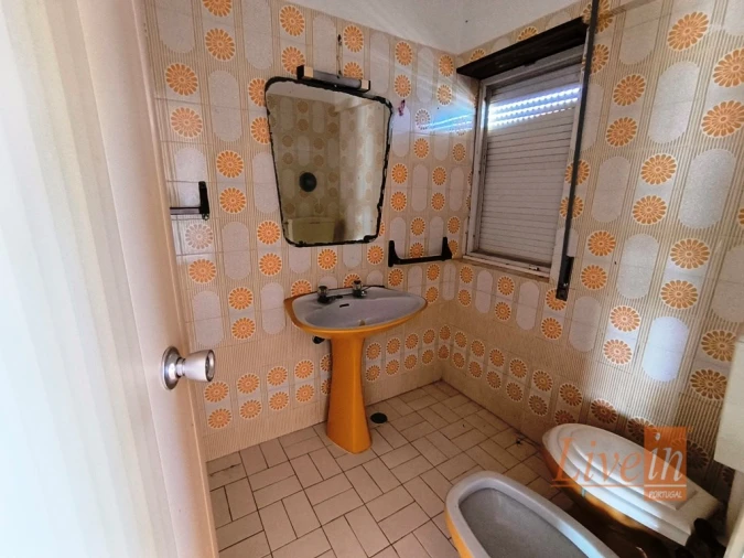 Moradia T8 para Venda em Santo Isidoro Foto 30