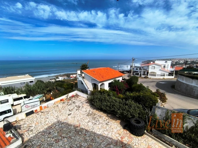 Moradia T8 para Venda em Santo Isidoro Foto 31