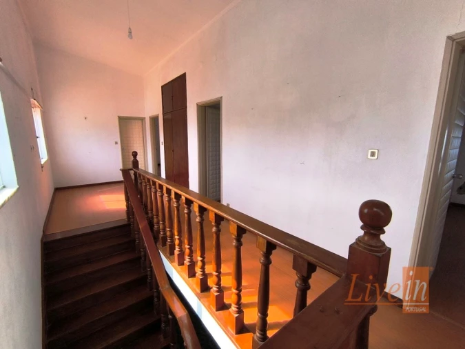 Moradia T8 para Venda em Santo Isidoro Foto 39