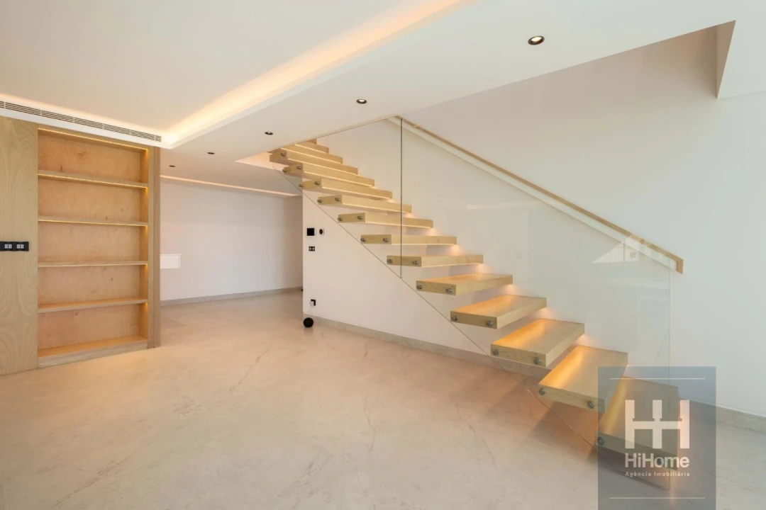 Moradia T4 para Venda em Funchal (Santa Maria Maior) Foto 40