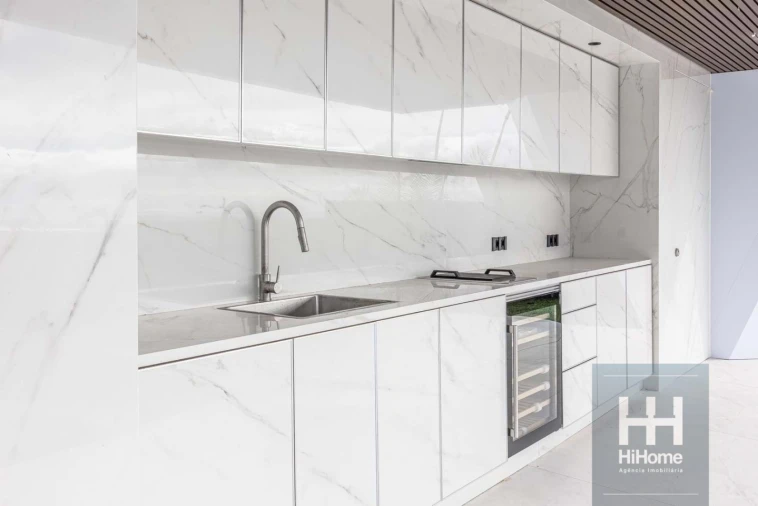 Moradia T4 para Venda em Funchal (Santa Maria Maior) Foto 50