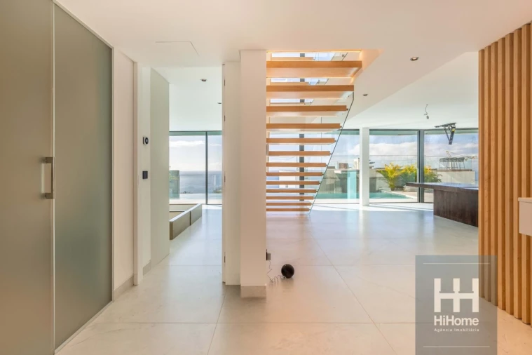 Moradia T4 para Venda em Funchal (Santa Maria Maior) Foto 55