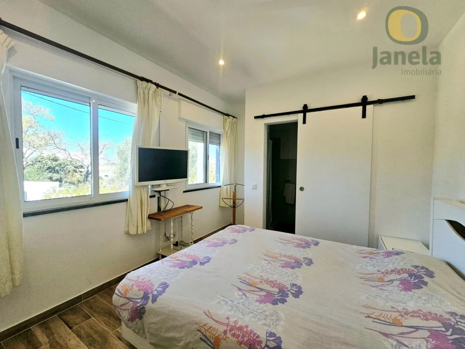 Moradia T3 para Venda em Santa Barbara de Nexe Foto 26