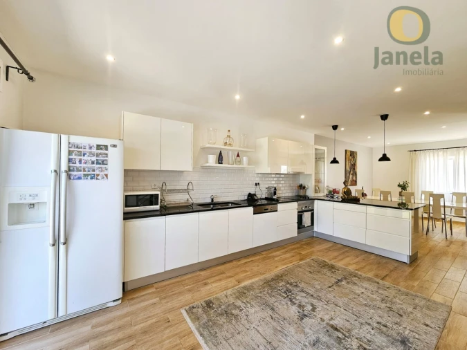 Moradia T3 para Venda em Santa Barbara de Nexe Foto 12