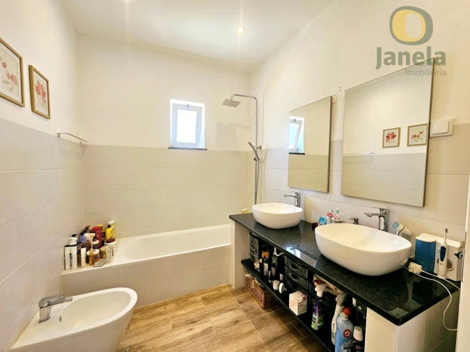 Moradia T3 para Venda em Santa Barbara de Nexe Foto 23