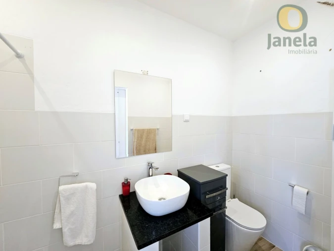 Moradia T3 para Venda em Santa Barbara de Nexe Foto 28