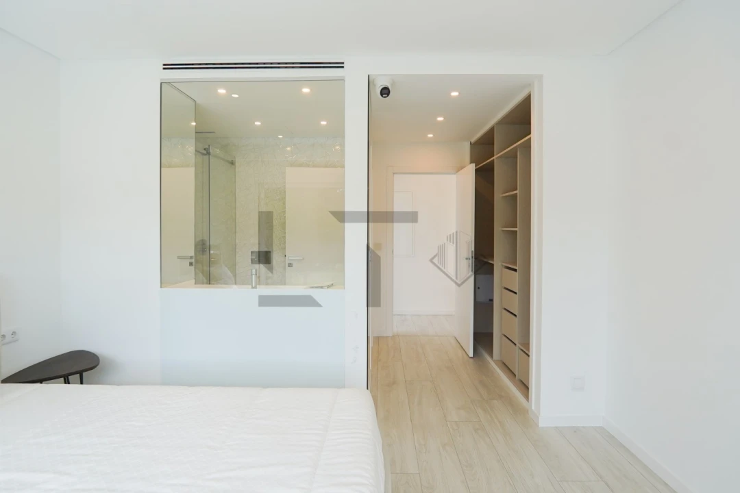 Moradia T4 para Arrendamento em Charneca de Caparica e Sobreda Foto 63