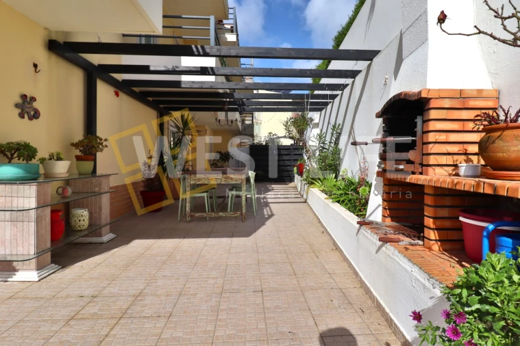 Moradia T5 para Venda em Ericeira Foto 15