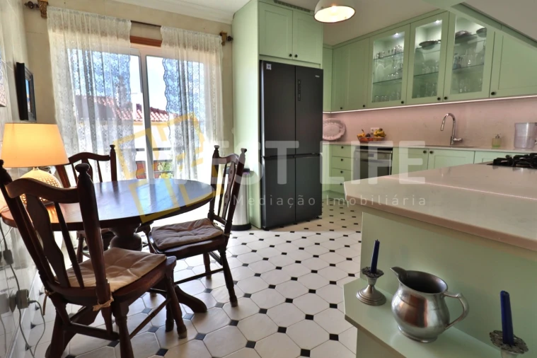 Moradia T5 para Venda em Ericeira Foto 11