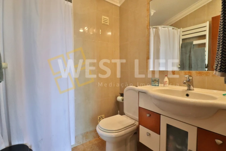 Moradia T5 para Venda em Ericeira Foto 17