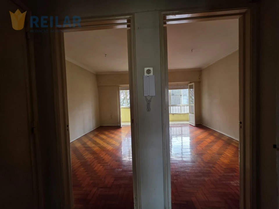 Apartamento T2 para Venda em Benfica Foto 14