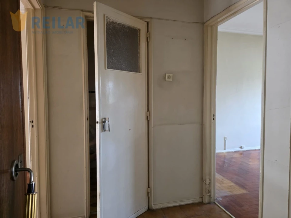 Apartamento T2 para Venda em Benfica Foto 18