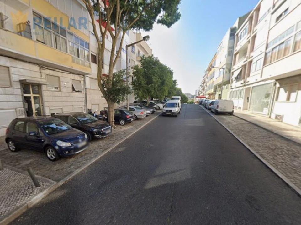 Apartamento T2 para Venda em Benfica Foto 21