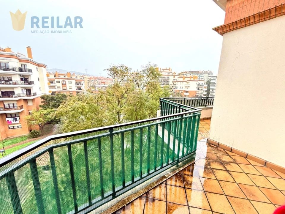 Apartamento T3 para Arrendamento em Alverca do Ribatejo e Sobralinho Foto 4