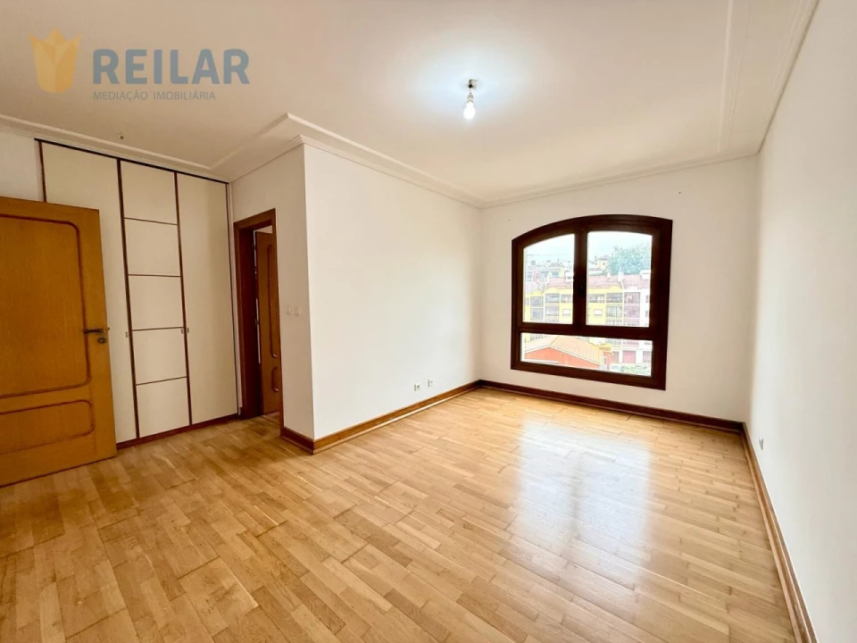 Apartamento T3 para Arrendamento em Alverca do Ribatejo e Sobralinho Foto 27