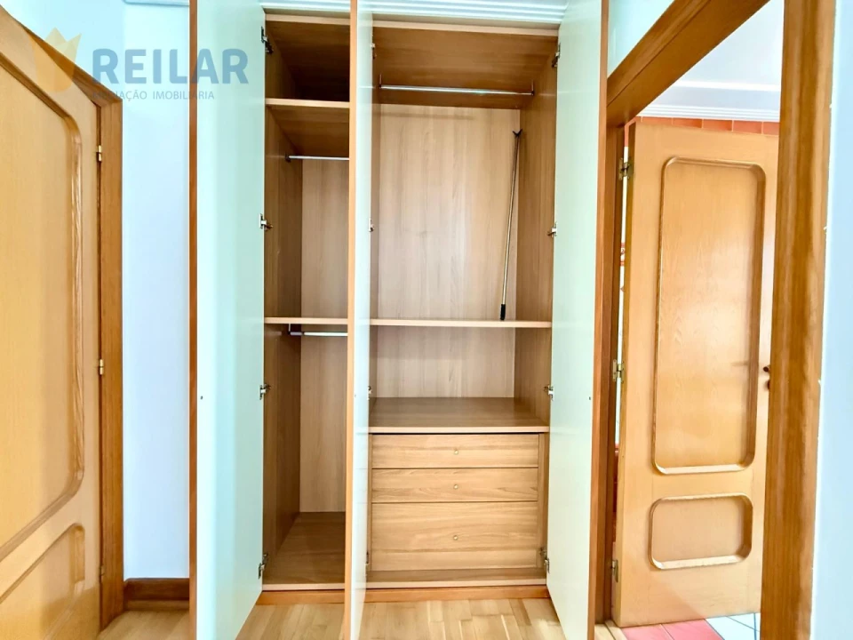 Apartamento T3 para Arrendamento em Alverca do Ribatejo e Sobralinho Foto 29