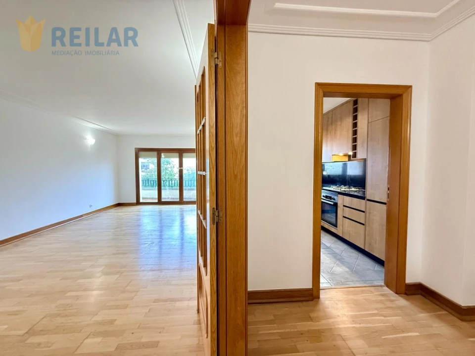 Apartamento T3 para Arrendamento em Alverca do Ribatejo e Sobralinho Foto 36