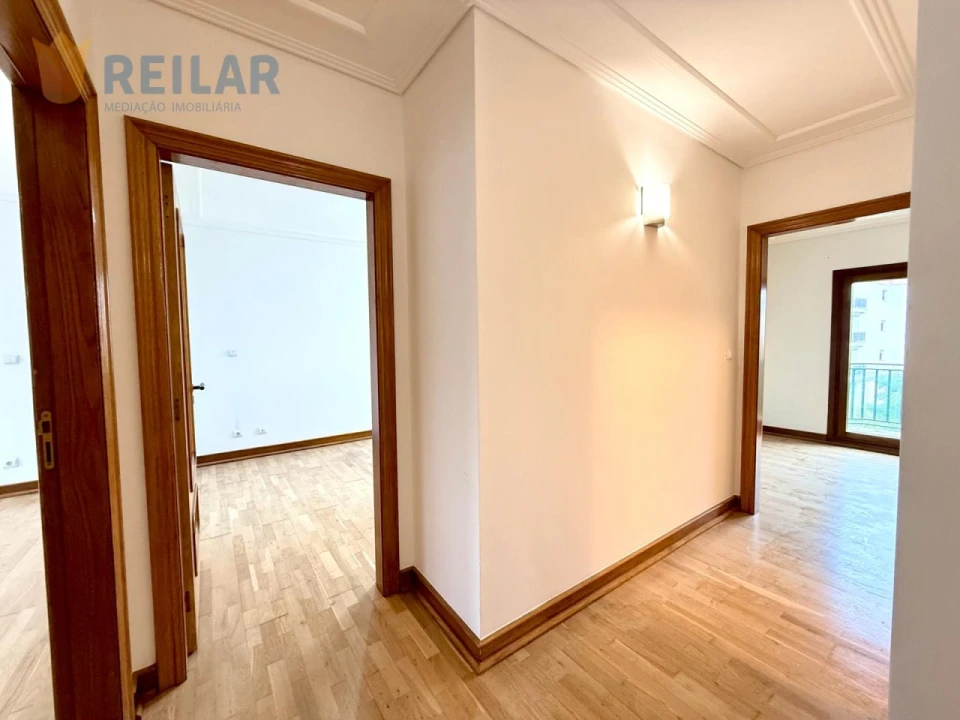 Apartamento T3 para Arrendamento em Alverca do Ribatejo e Sobralinho Foto 37