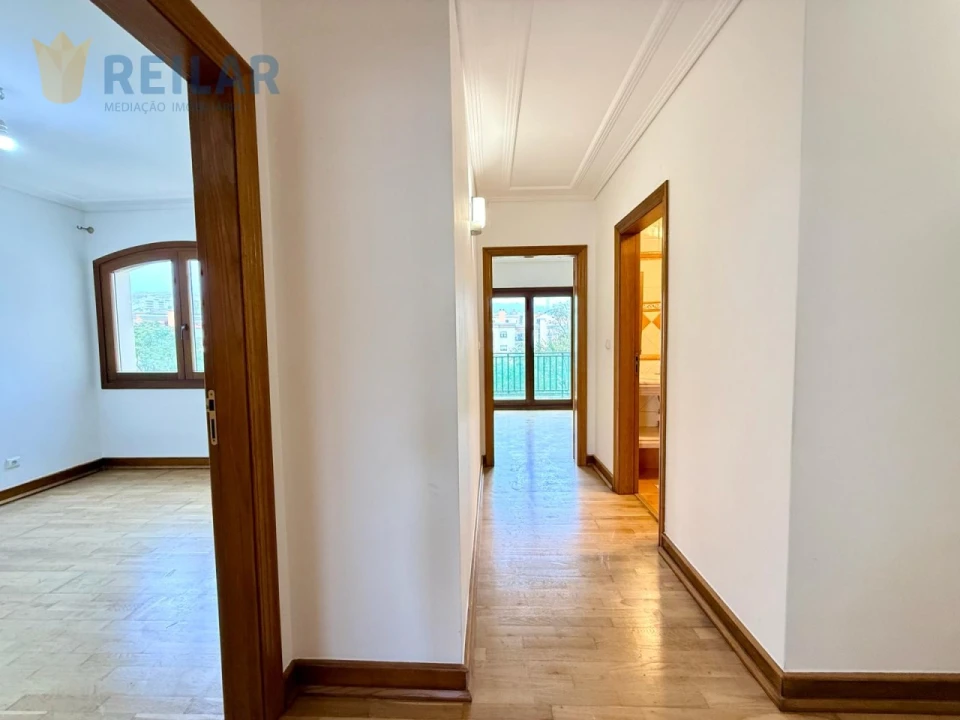 Apartamento T3 para Arrendamento em Alverca do Ribatejo e Sobralinho Foto 40