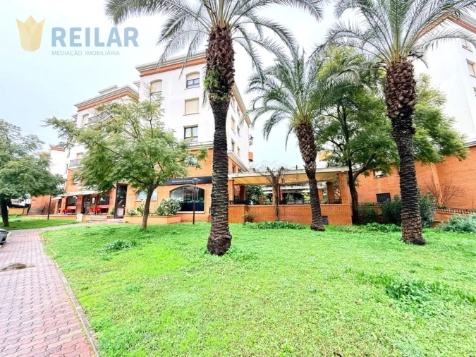 Apartamento T3 para Arrendamento em Alverca do Ribatejo e Sobralinho Foto 1