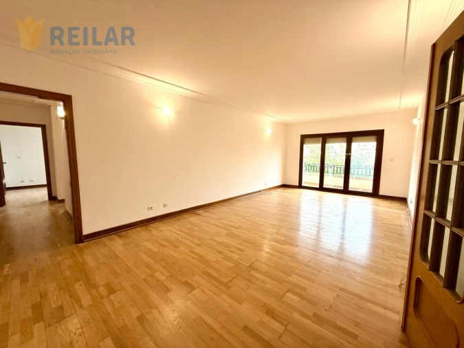 Apartamento T3 para Arrendamento em Alverca do Ribatejo e Sobralinho Foto 9