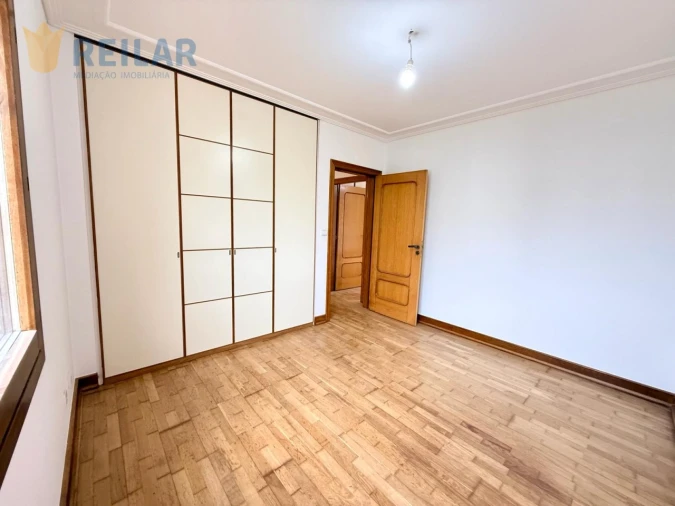 Apartamento T3 para Arrendamento em Alverca do Ribatejo e Sobralinho Foto 21