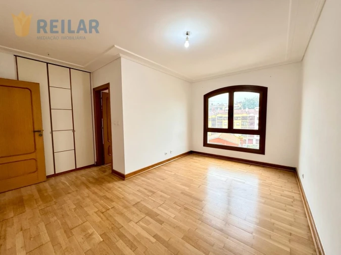 Apartamento T3 para Arrendamento em Alverca do Ribatejo e Sobralinho Foto 27